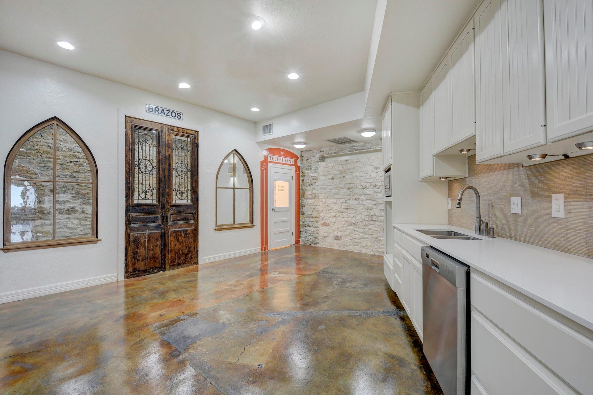 503 Neches St, Austin, TX 78701