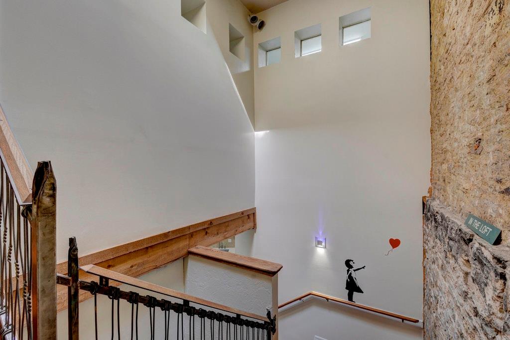 503 Neches St, Austin, TX 78701