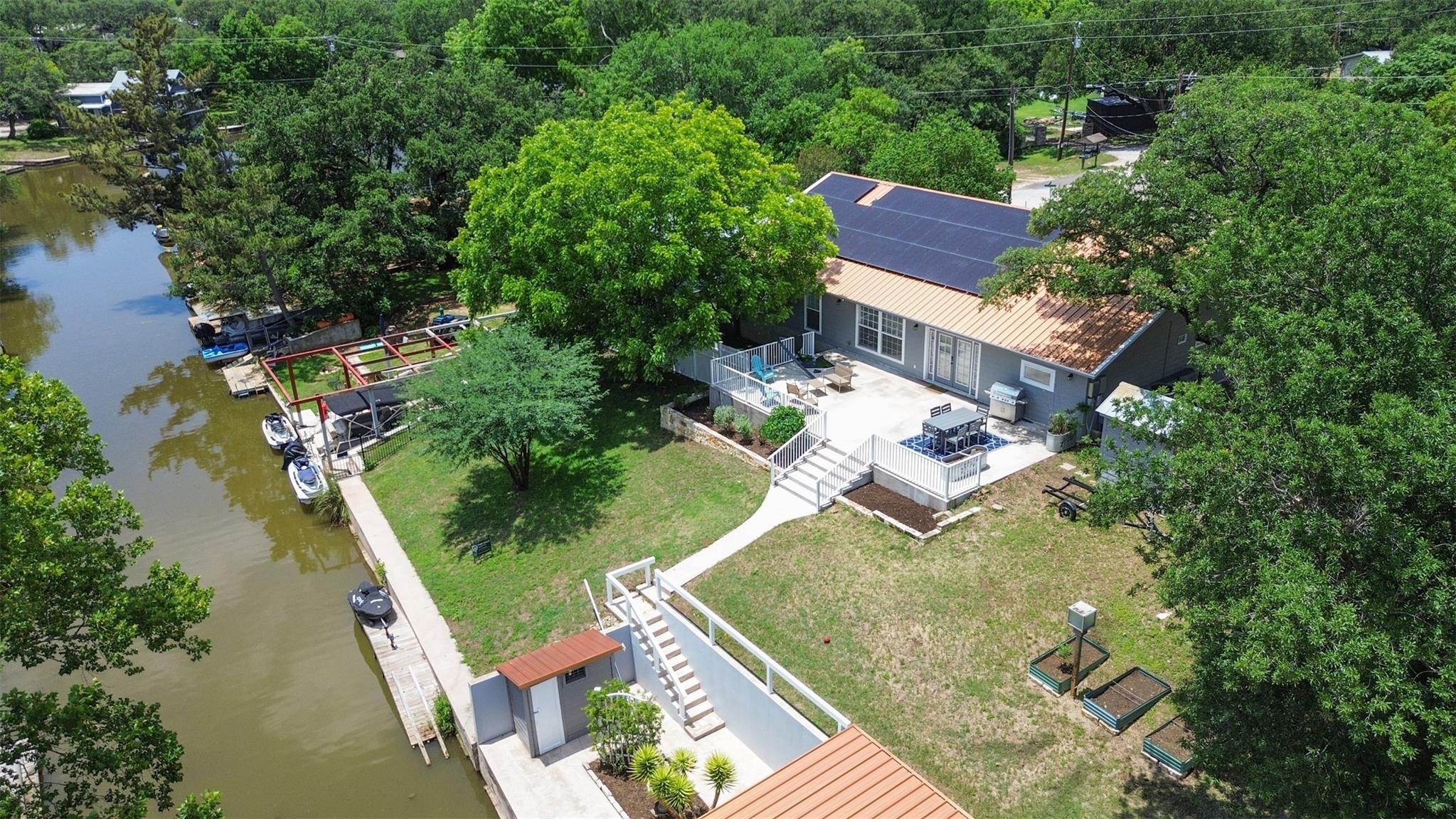 221 County Road 136C, Kingsland, TX 78639