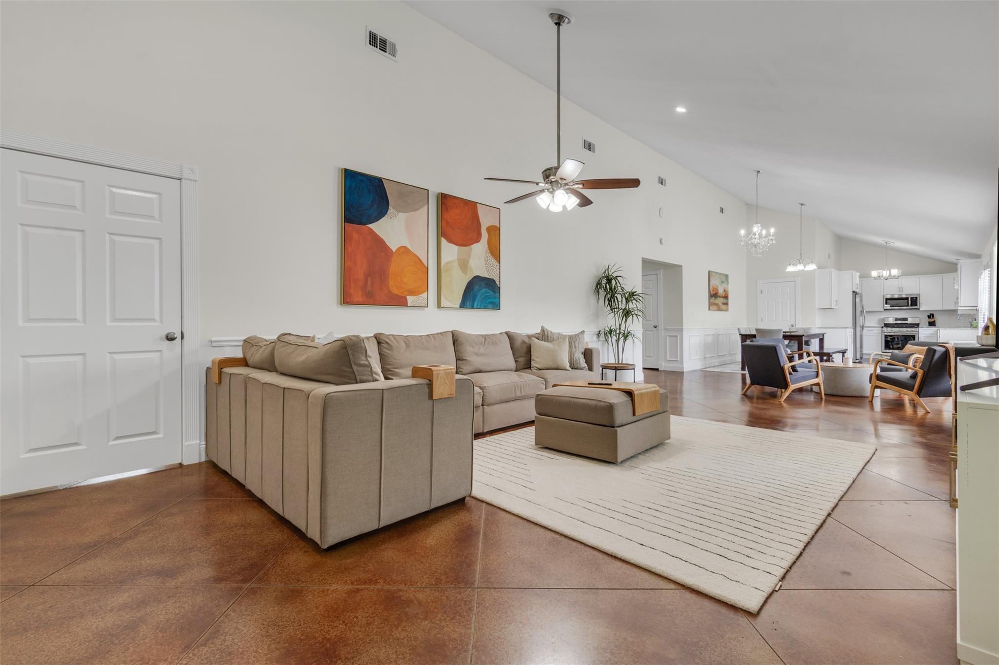 221 County Road 136C, Kingsland, TX 78639