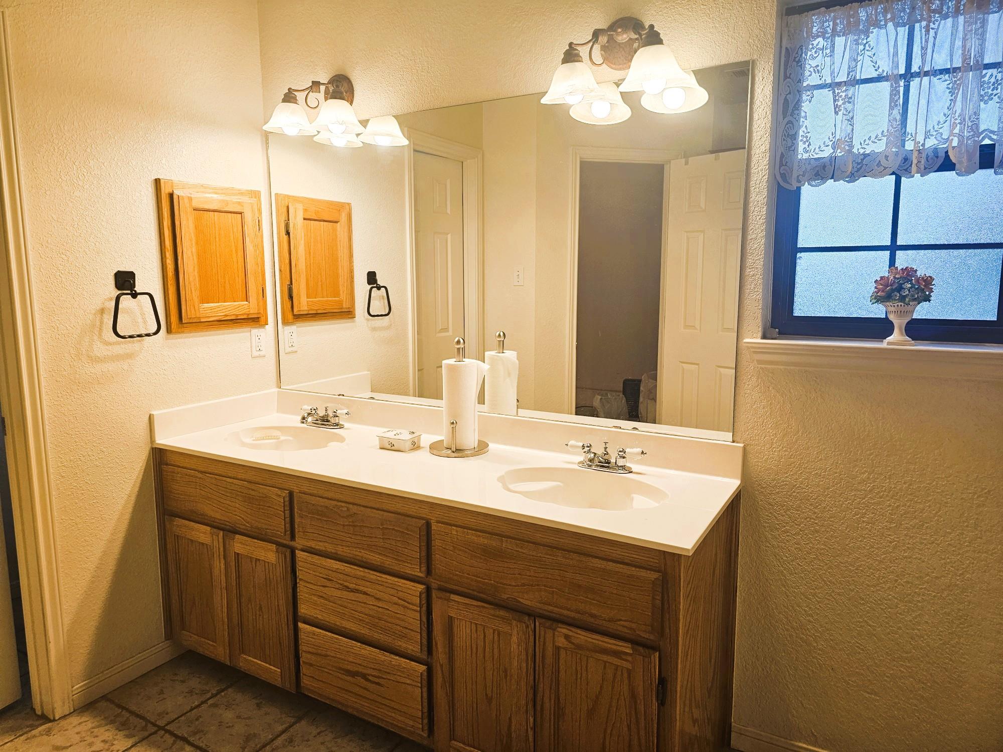 245 County Road 3371, Kempner, TX 76539
