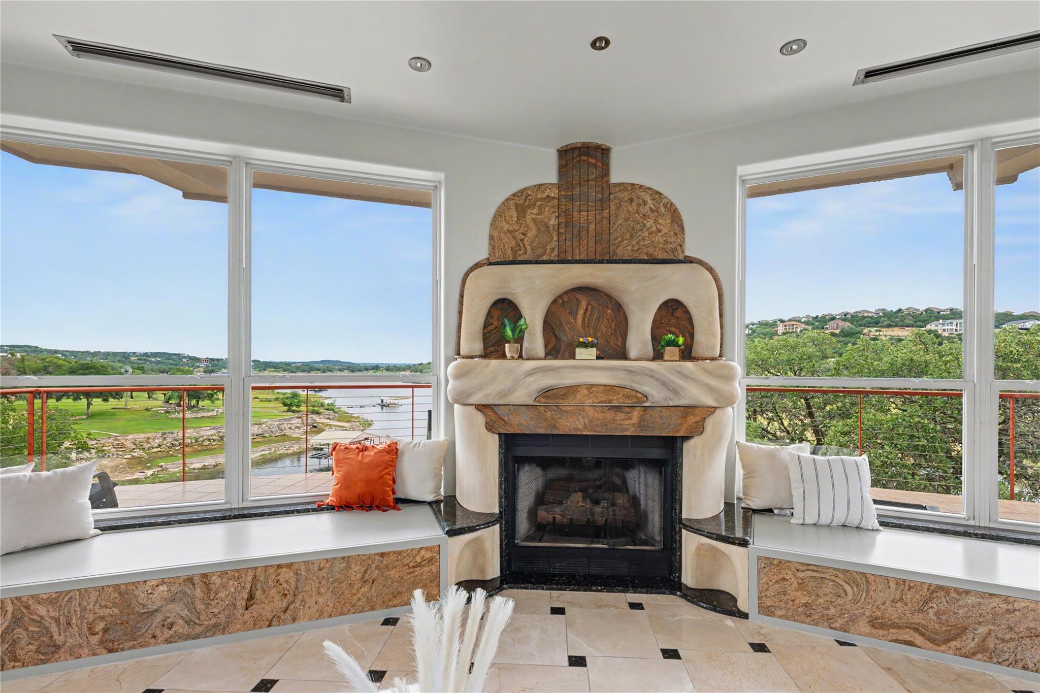 20202 Barnett Glenn Rd, Spicewood, TX 78669