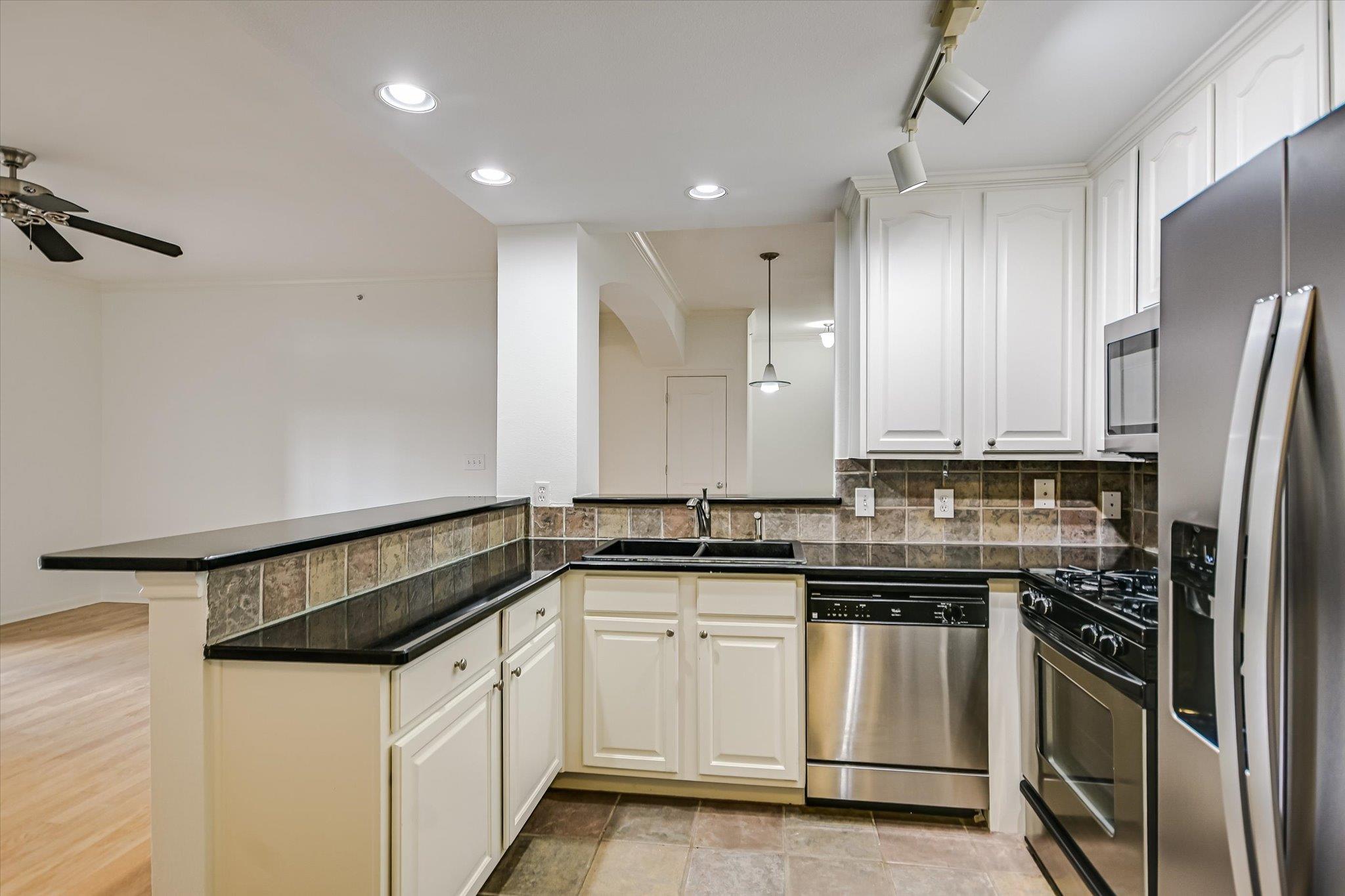 9525 NORTH CAPITAL OF TEXAS Highway # 321, Austin, TX 78759