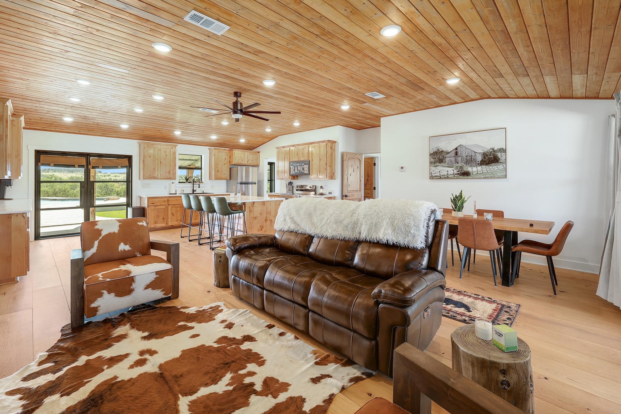 13770 Private Road 3642, Kempner, TX 76539