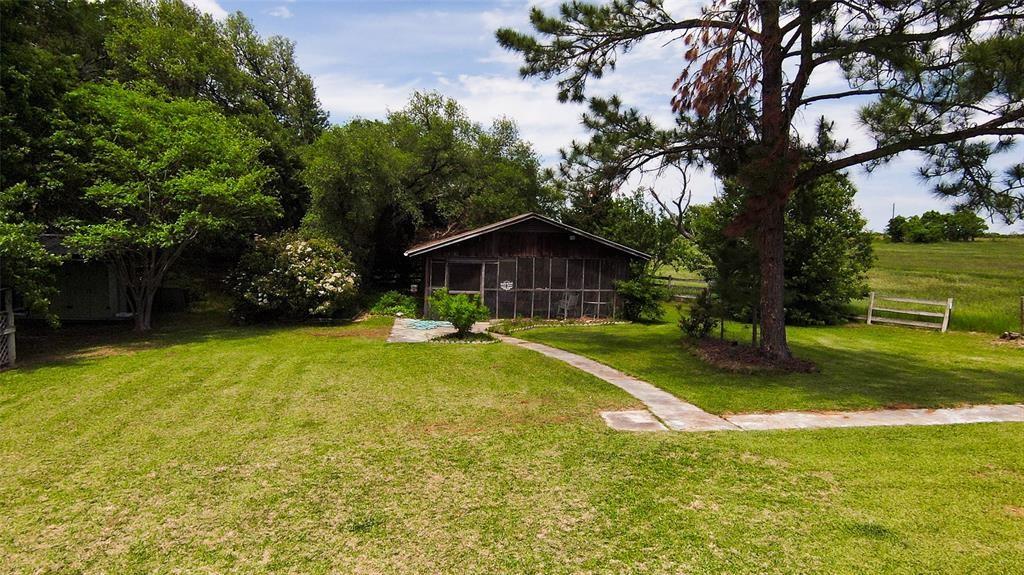 269 Balch Rd, Elgin, TX 78621