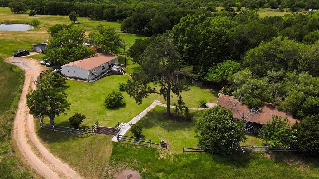 269 Balch Rd, Elgin, TX 78621