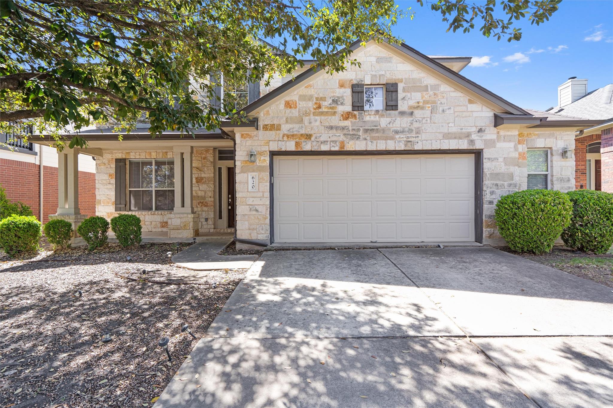 620 Middle Creek Dr, Buda, TX 78610