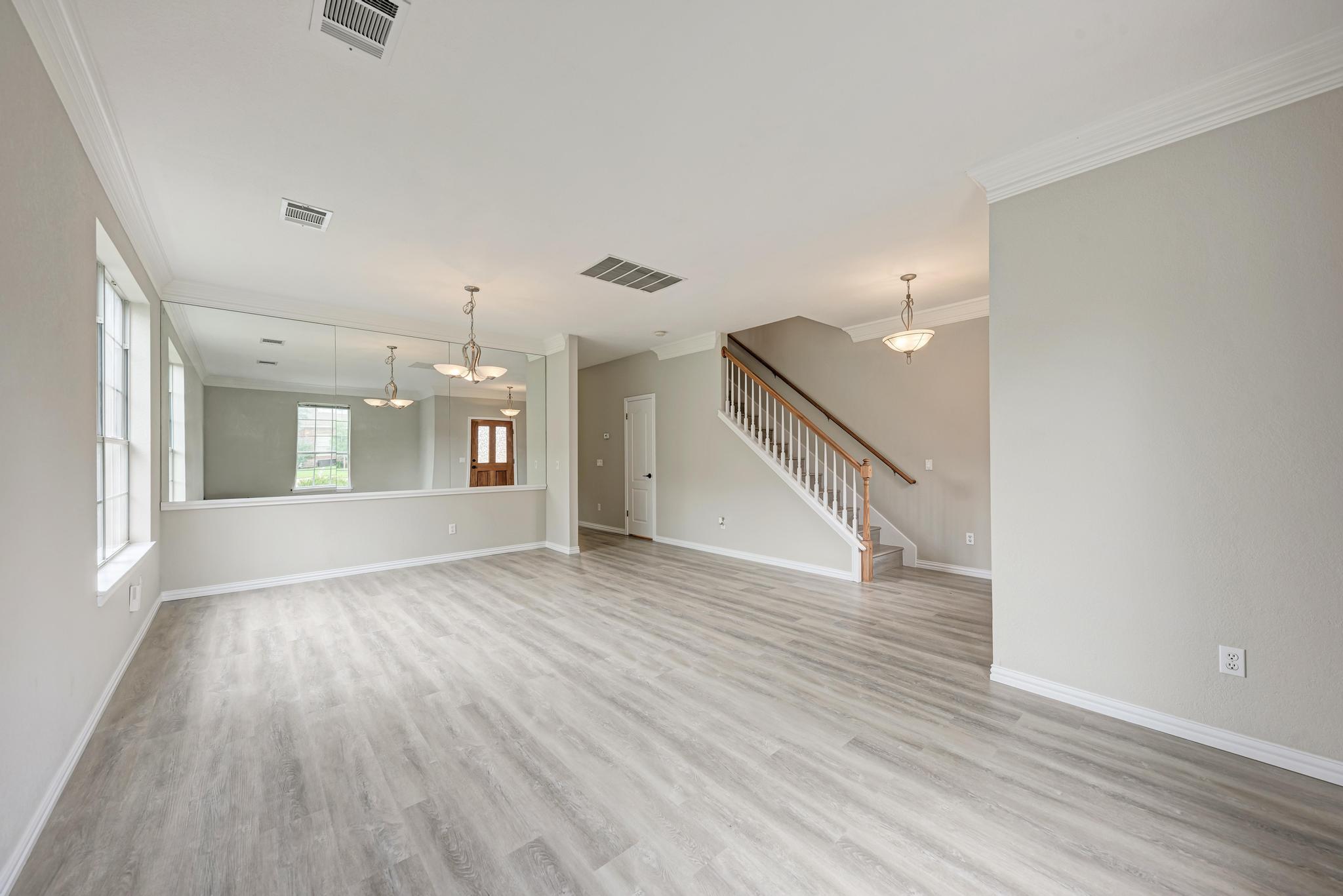 10701 Pinkney Ln, Austin, TX 78739