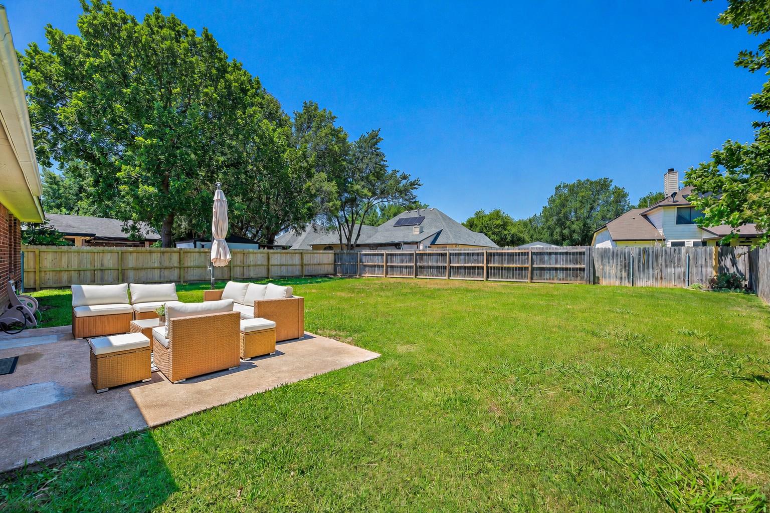 111 Stephen Ln, Georgetown, TX 78626