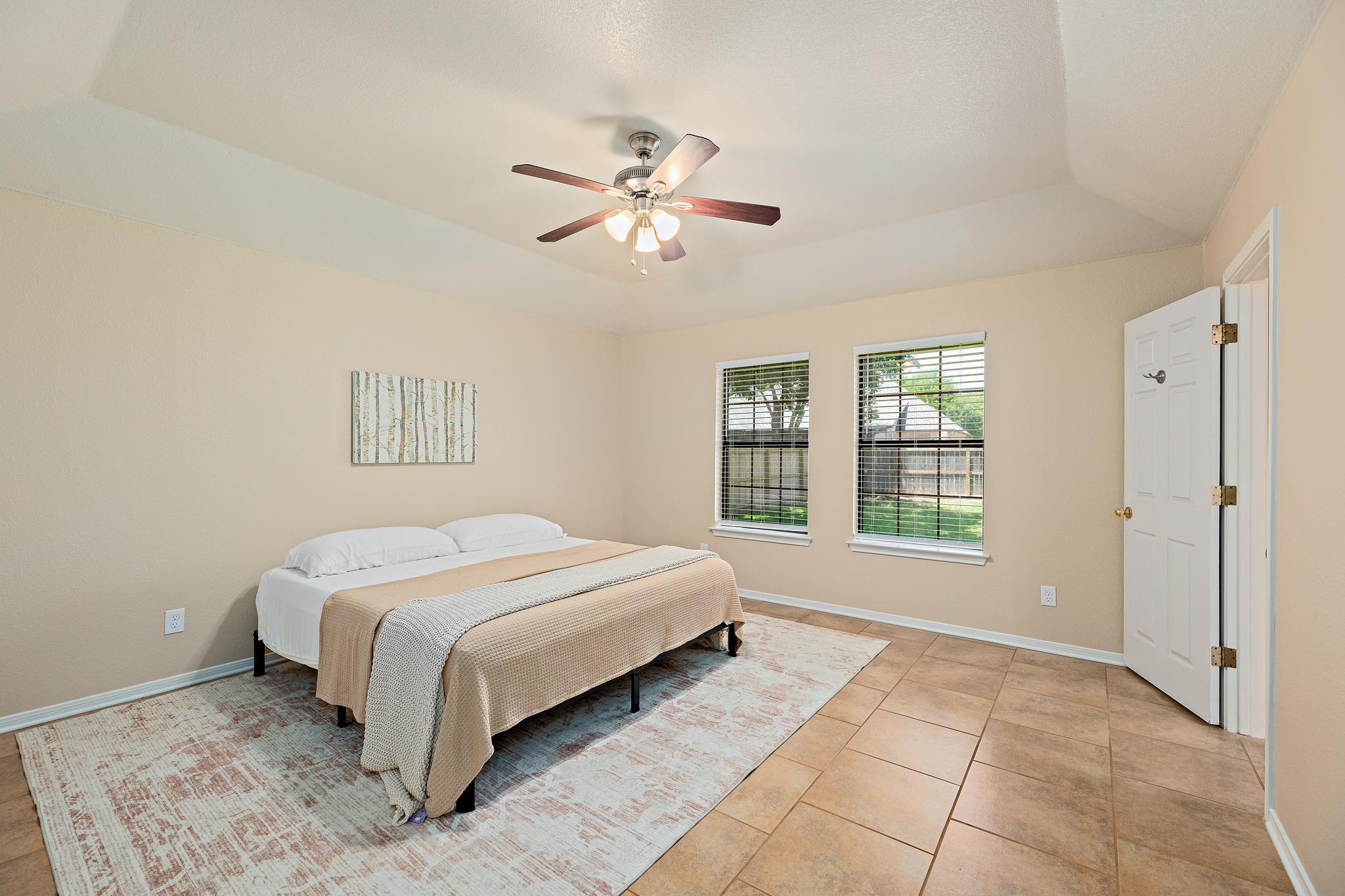 111 Stephen Ln, Georgetown, TX 78626