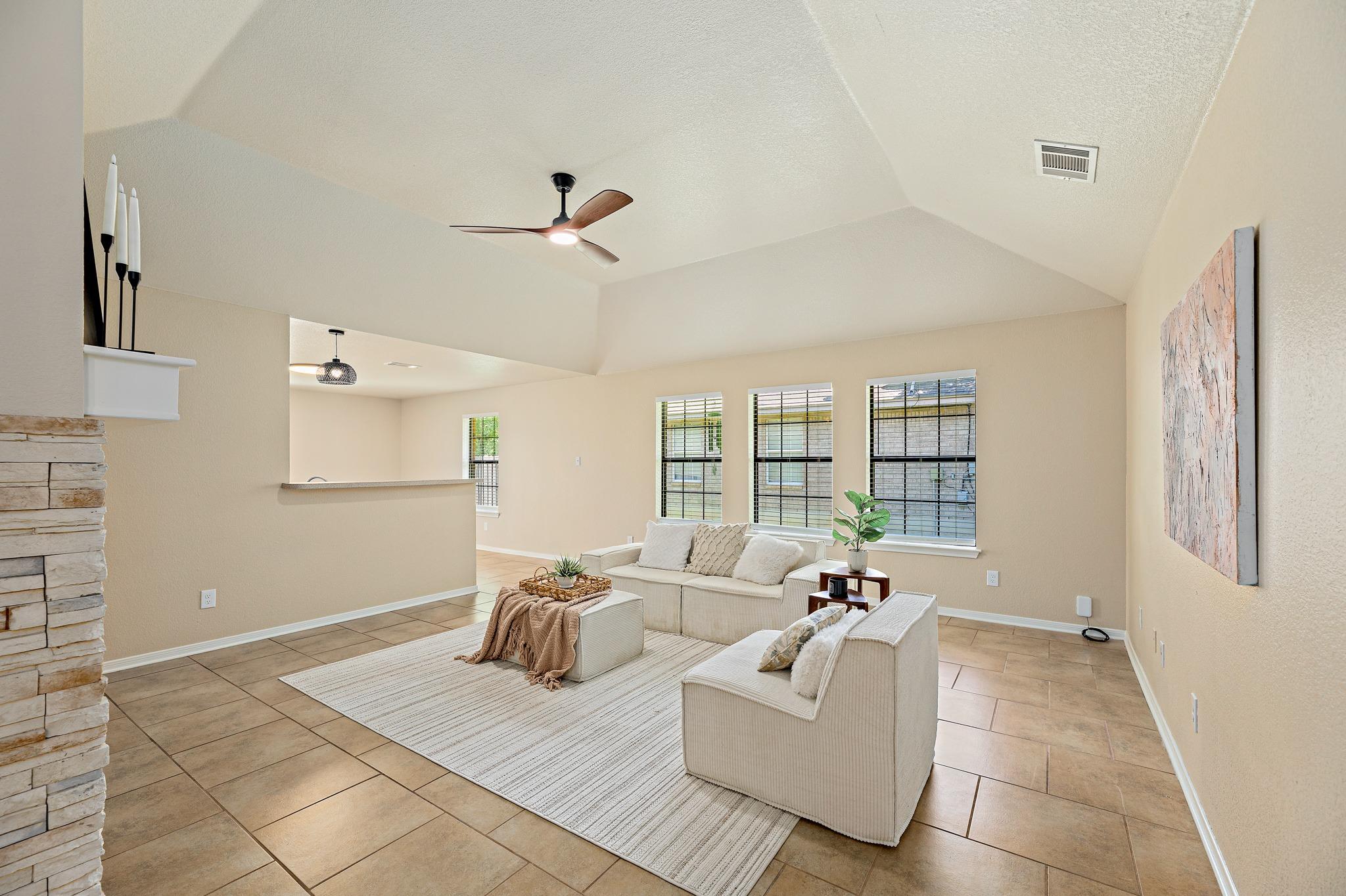 111 Stephen Ln, Georgetown, TX 78626