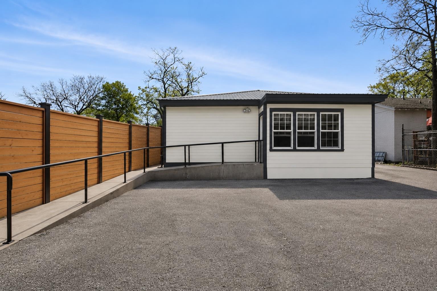 2120 Oxford Ave, Austin, TX 78704