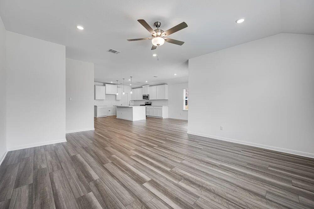 4006 Wynn Rd, Hutto, TX 78634