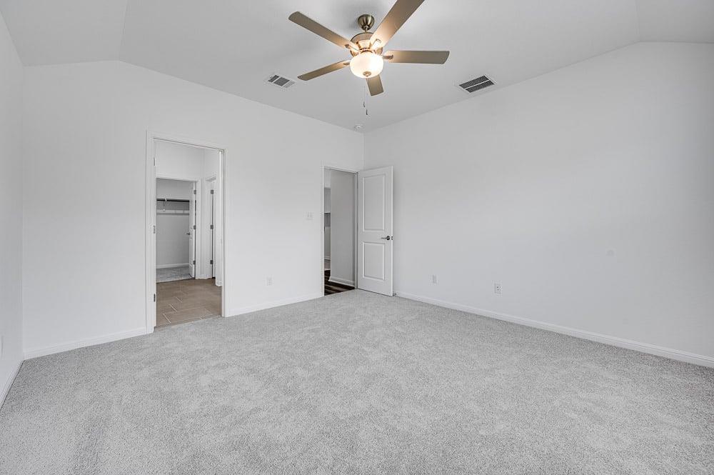 4006 Wynn Rd, Hutto, TX 78634