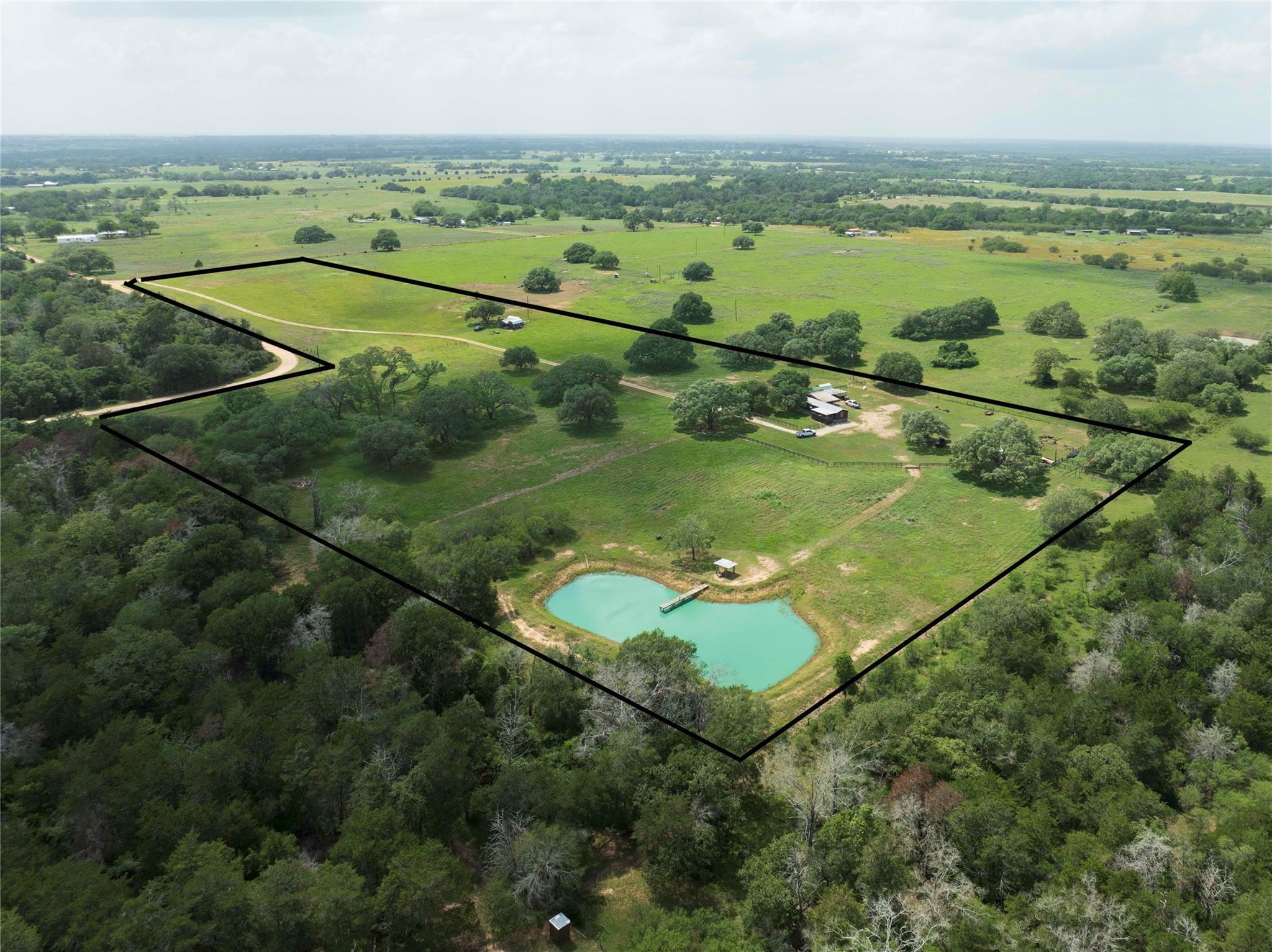 1276 County Road 216, Hallettsville, TX 77964
