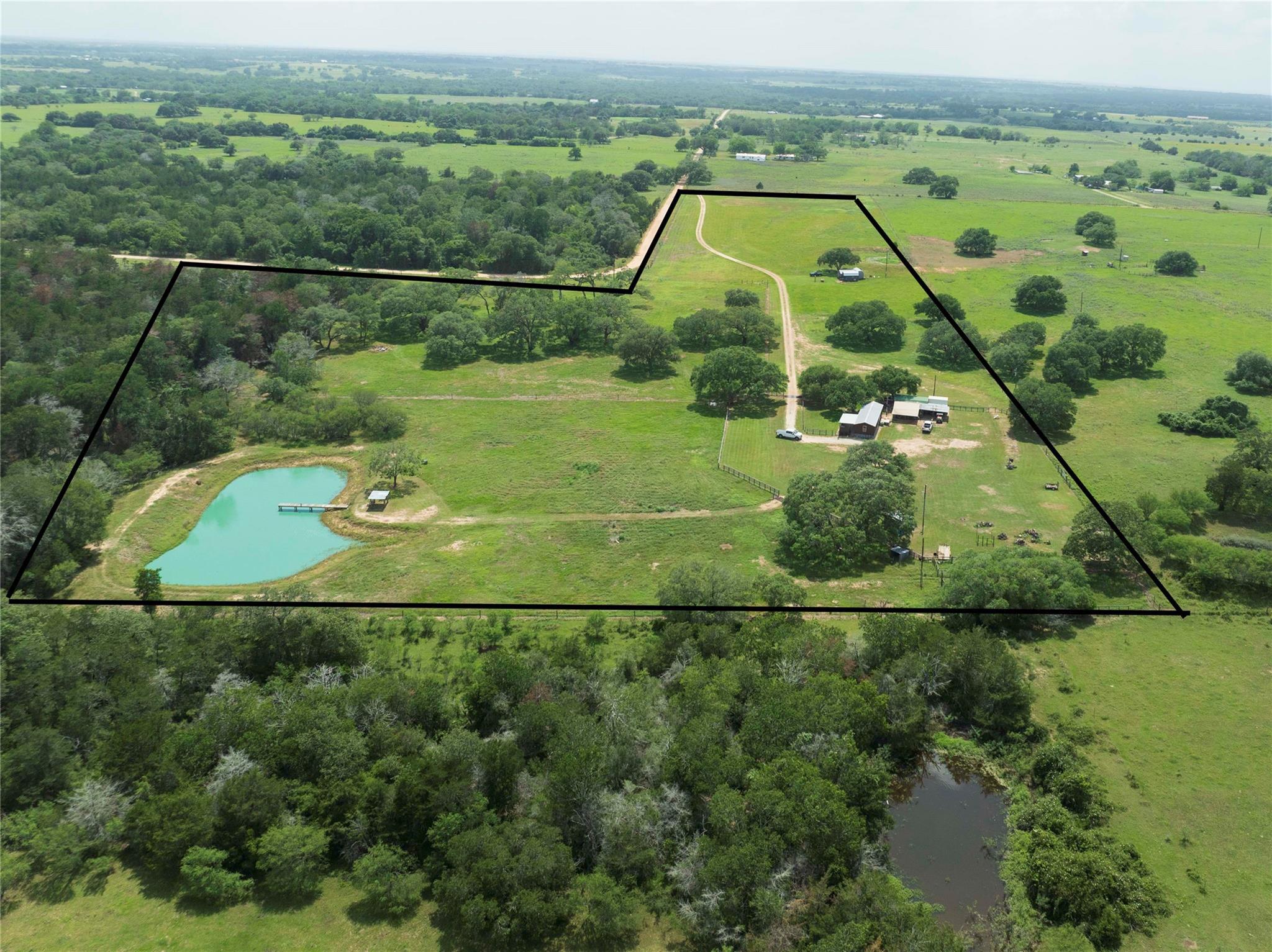 1276 County Road 216, Hallettsville, TX 77964