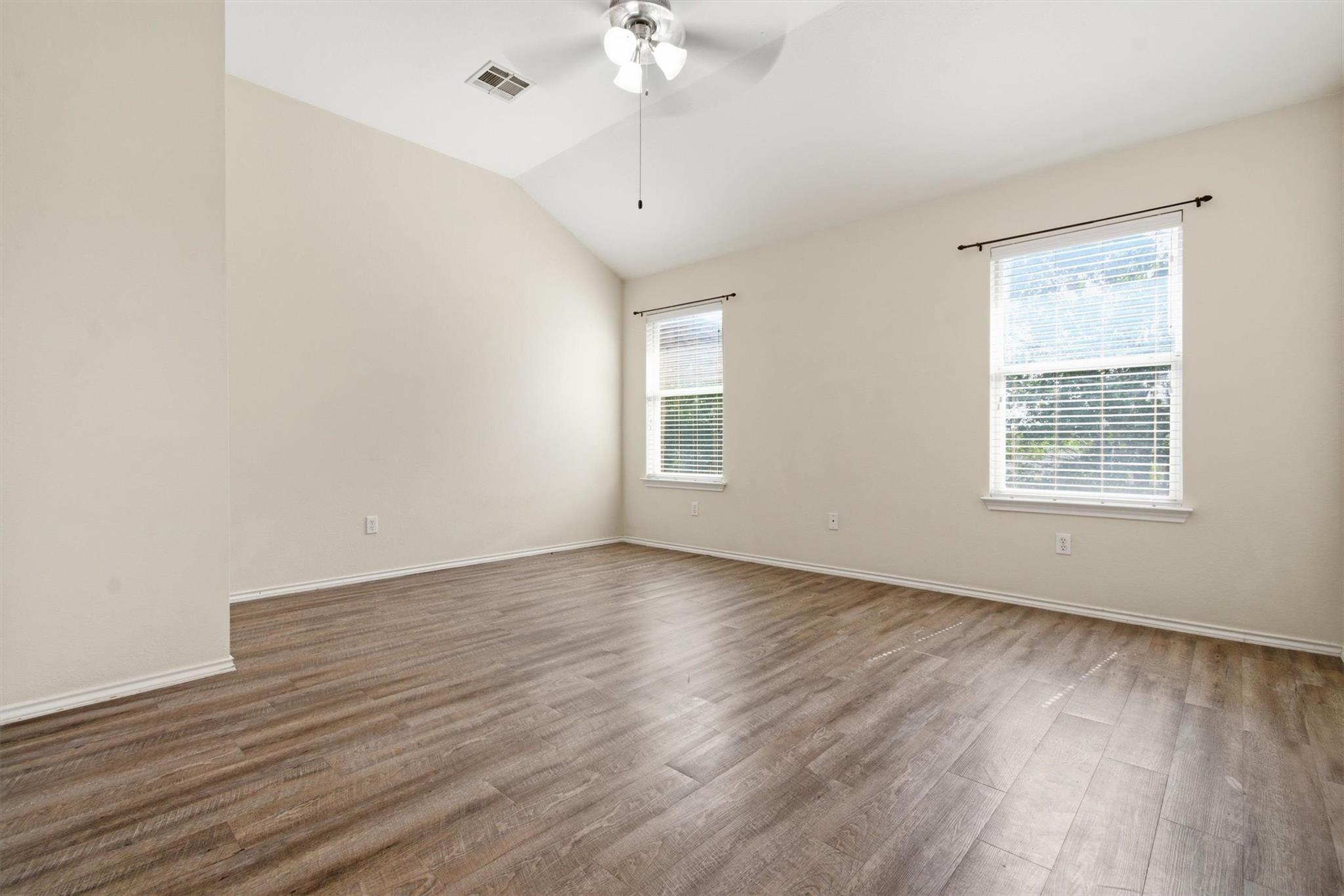 224 Poplarwood Dr, Kyle, TX 78640