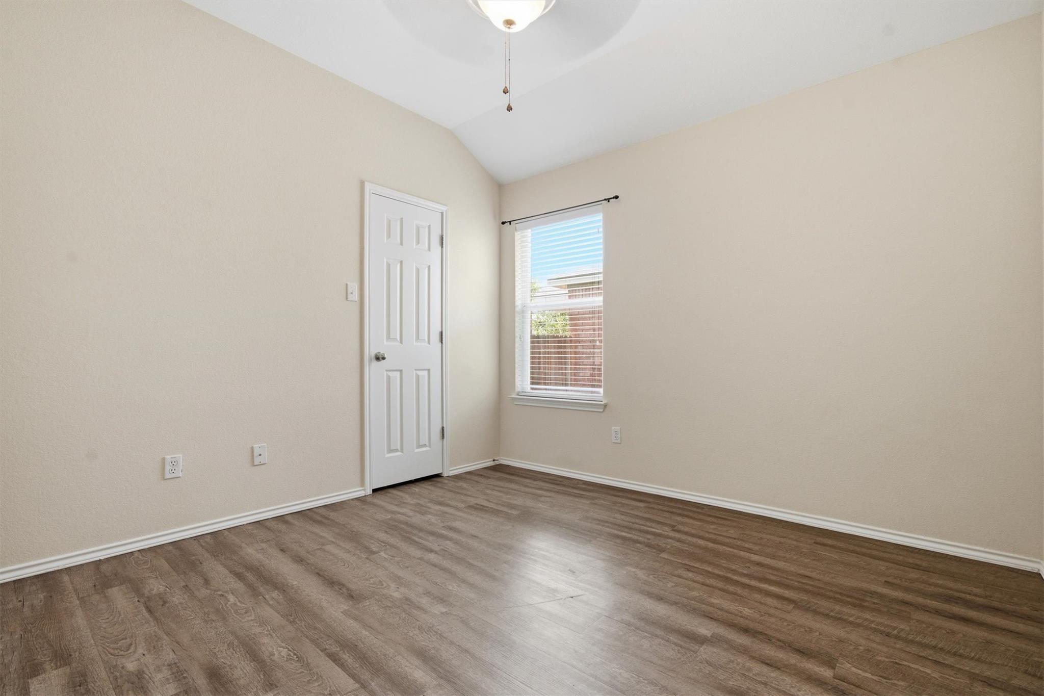 224 Poplarwood Dr, Kyle, TX 78640