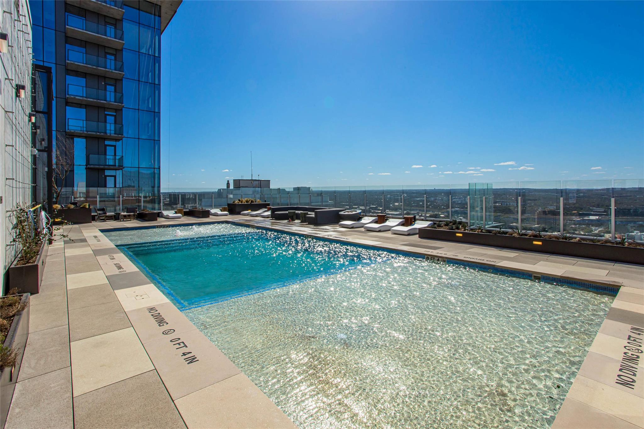 48 East Ave # 2106, Austin, TX 78701