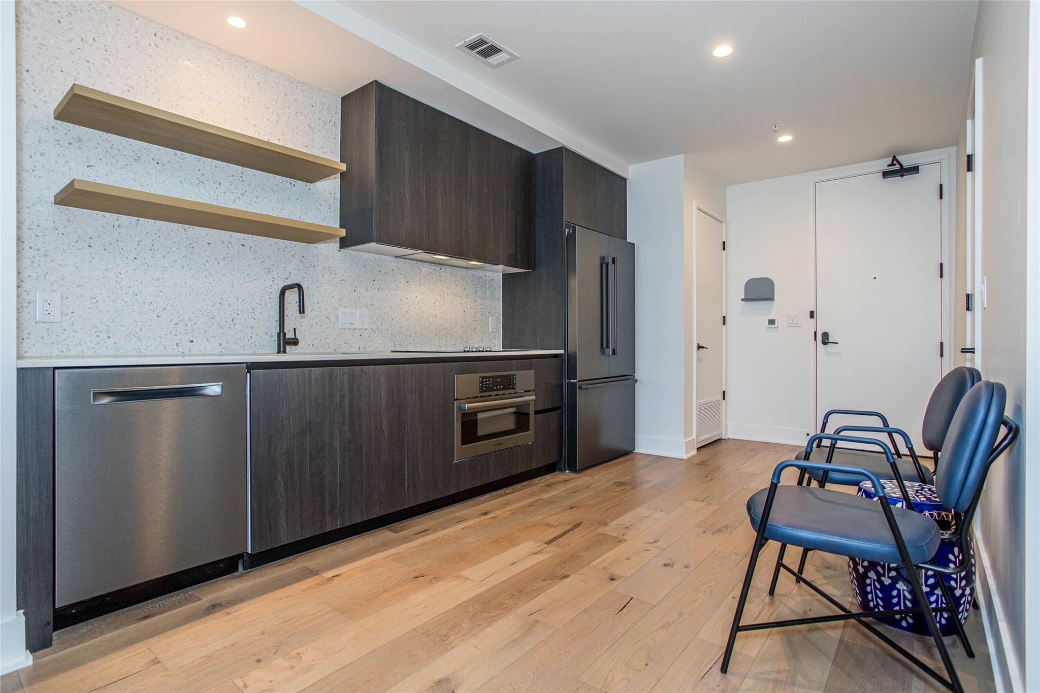 48 East Ave # 2106, Austin, TX 78701