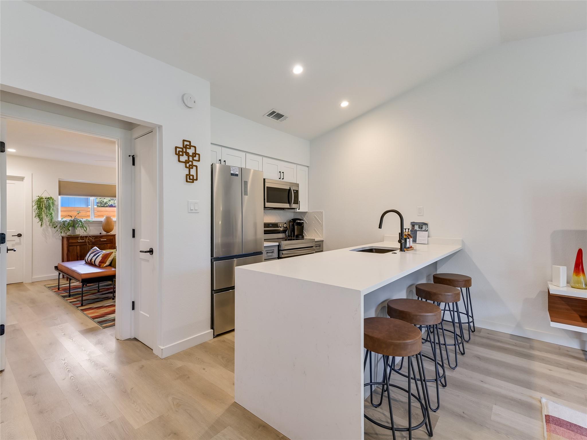 1219 Hollow Creek # 1, Austin, TX 78704