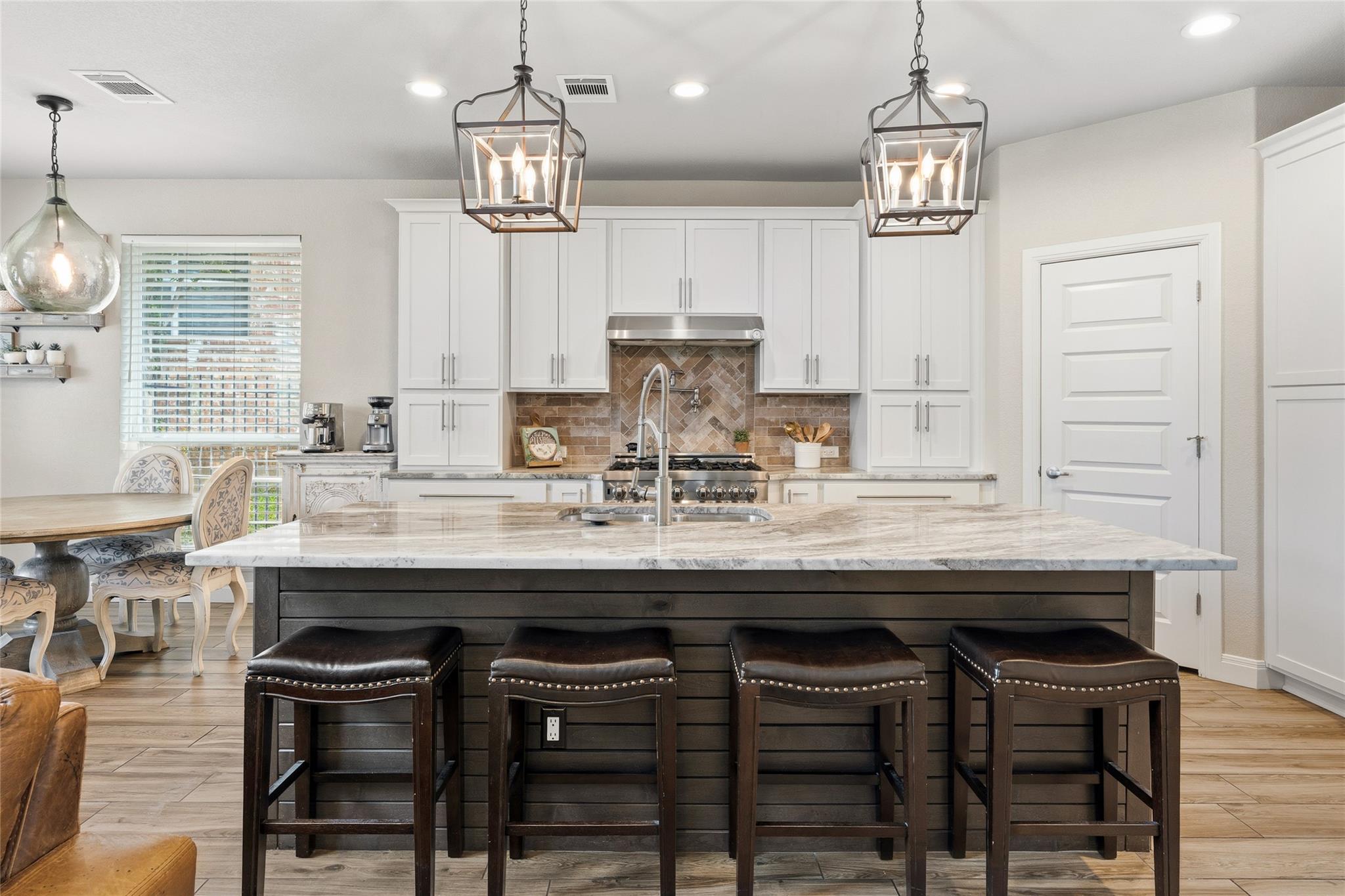 2211 Buffalo Gap, Leander, TX 78461
