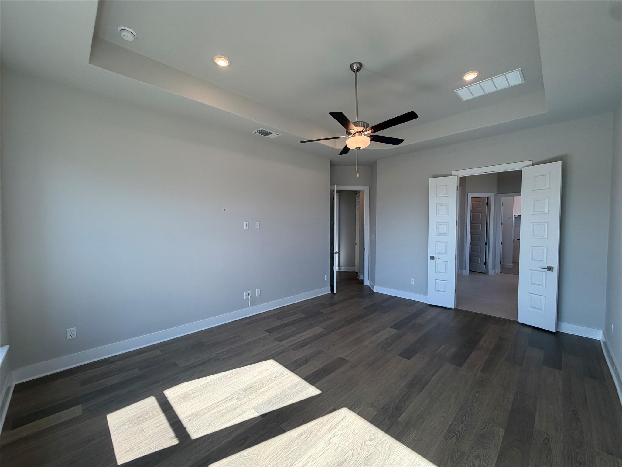 129 Clancy Dr, Liberty Hill, TX 78642