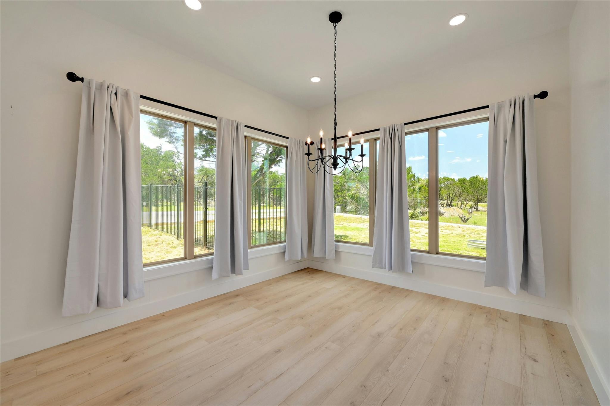 2 Cherokee Trl, Wimberley, TX 78676