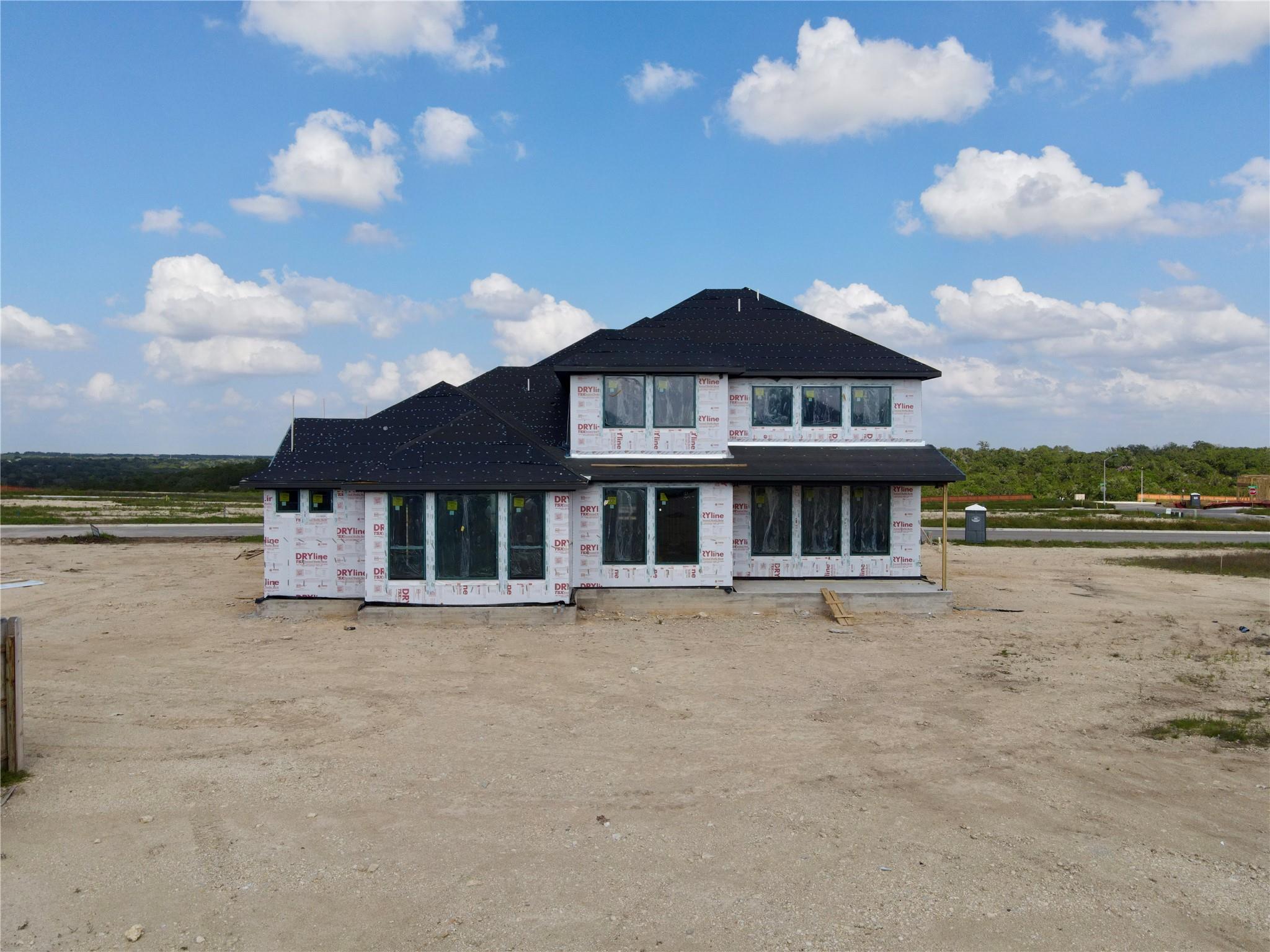 121 Clancy Dr, Liberty Hill, TX 78642