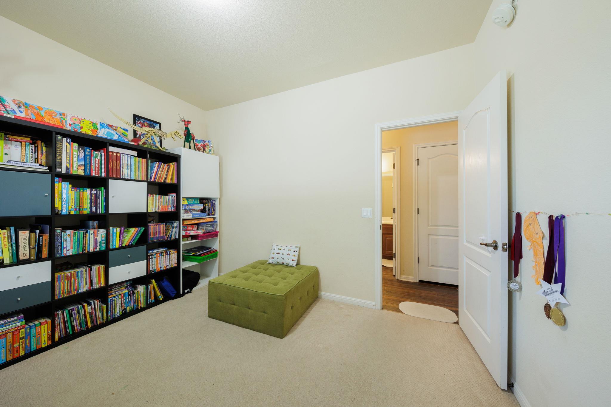 231 Saint Richie Ln, Austin, TX 78737
