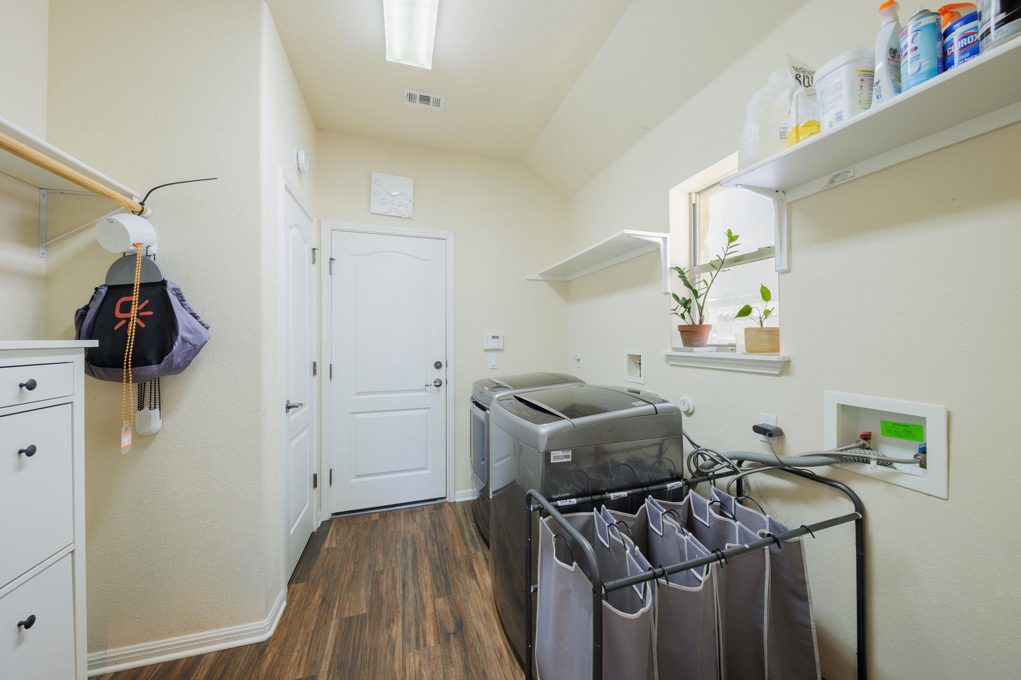 231 Saint Richie Ln, Austin, TX 78737