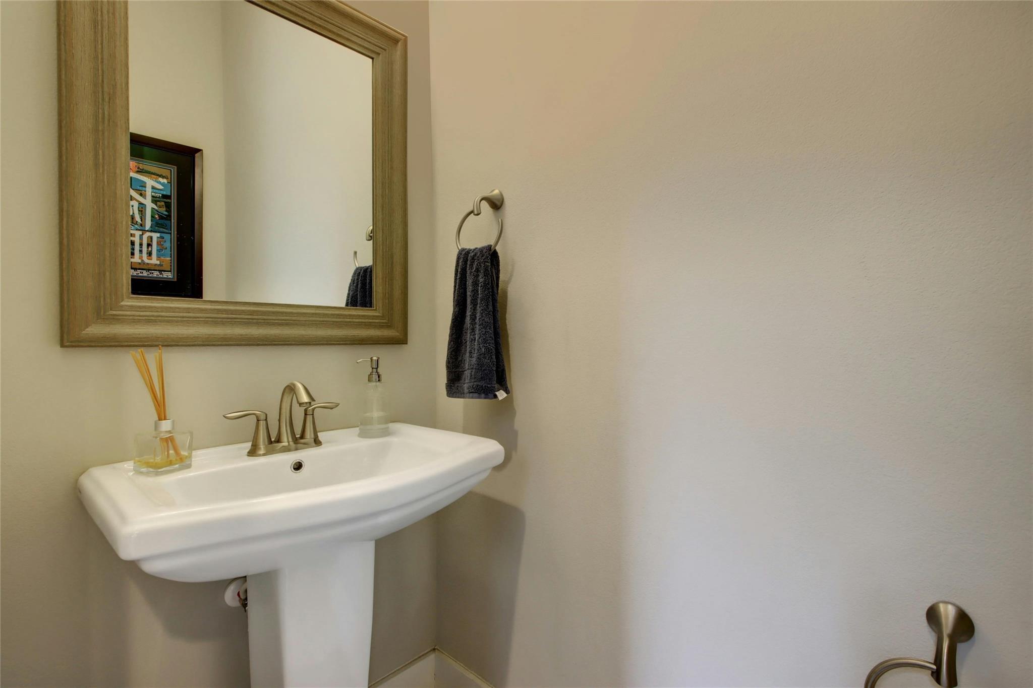 2114 Philomena St, Austin, TX 78723