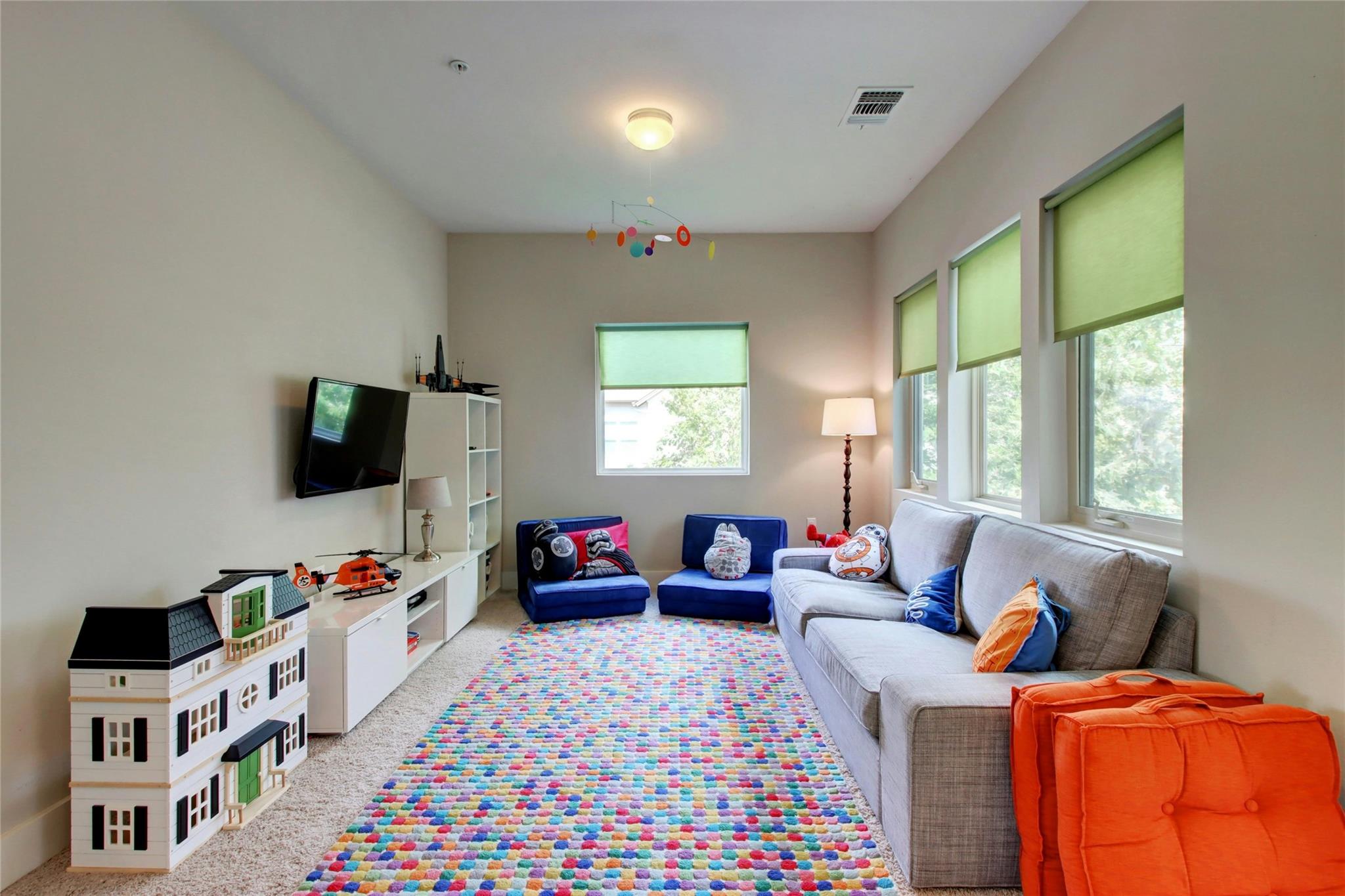 2114 Philomena St, Austin, TX 78723