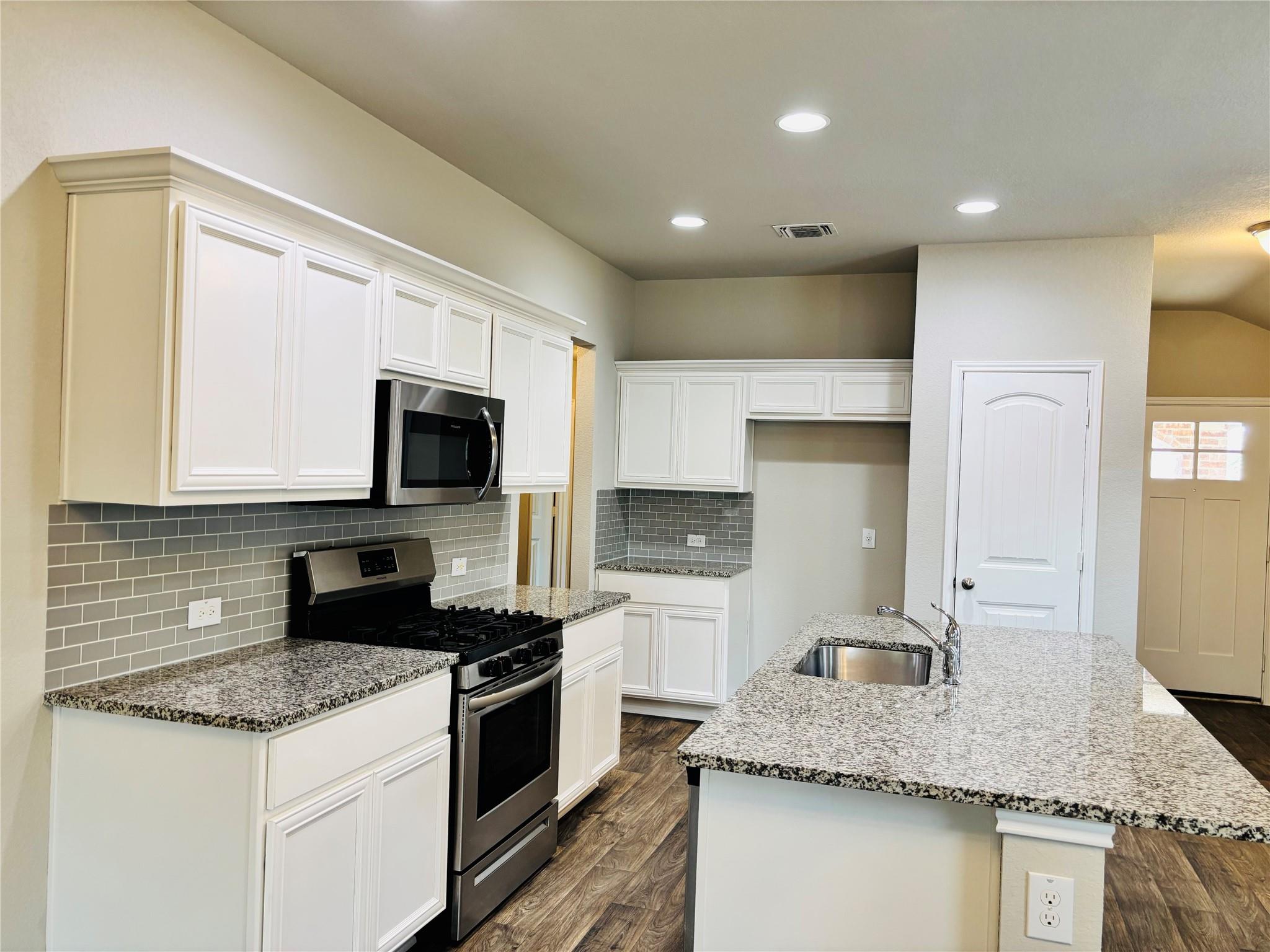 14008 Heywood Dr, Pflugerville, TX 78660