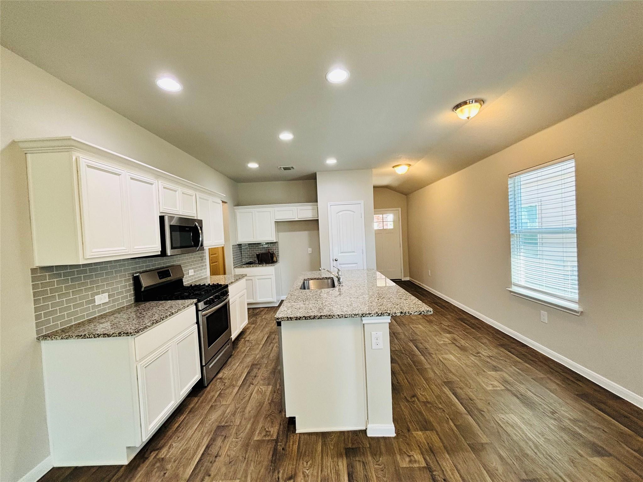 14008 Heywood Dr, Pflugerville, TX 78660