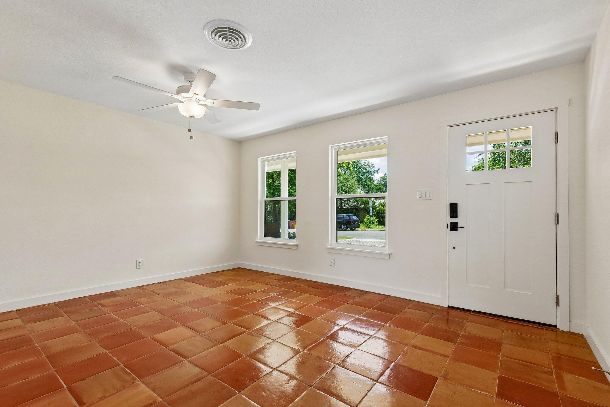 2712 Friar Tuck Ln, Austin, TX 78704