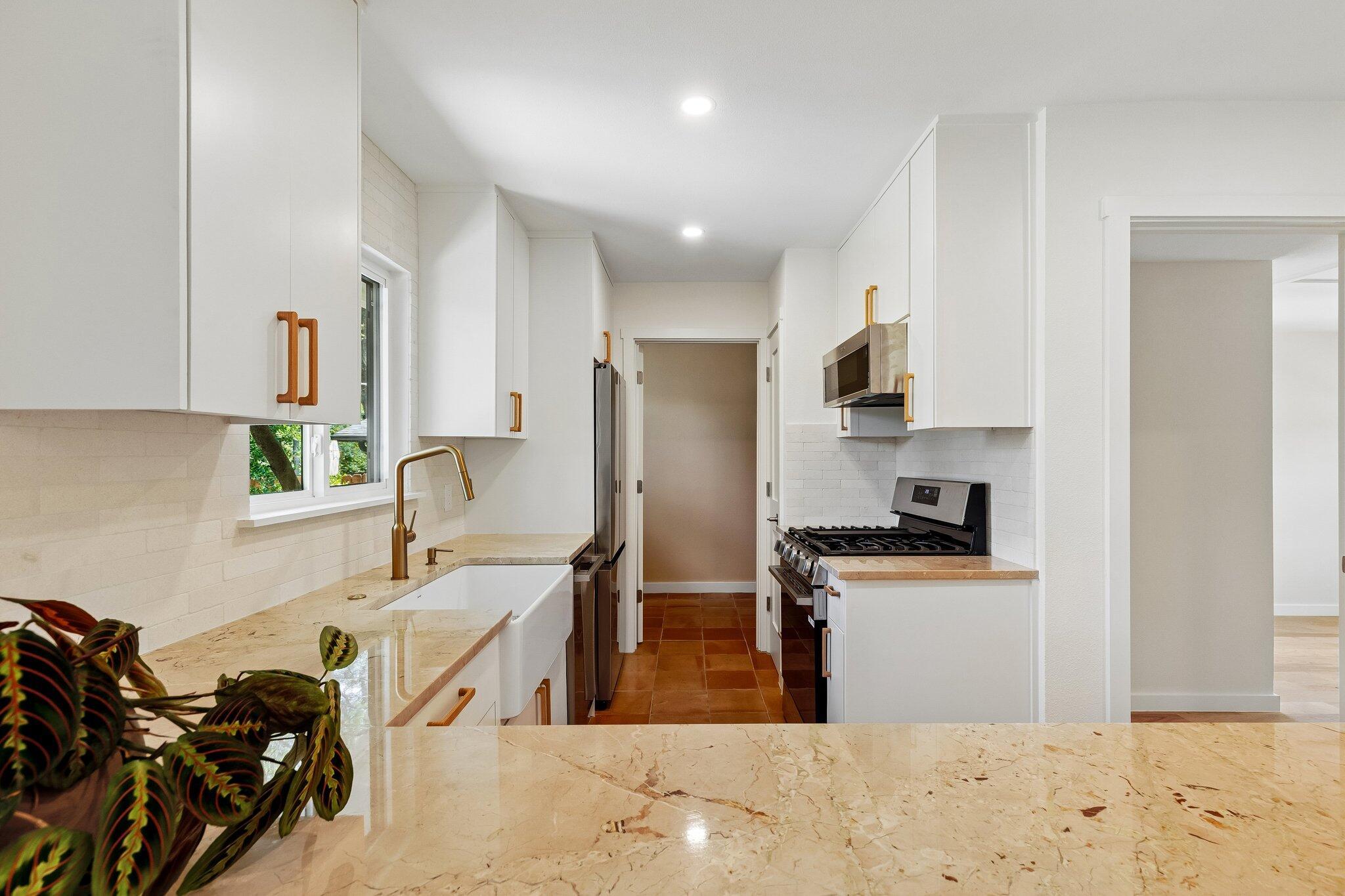 2712 Friar Tuck Ln, Austin, TX 78704