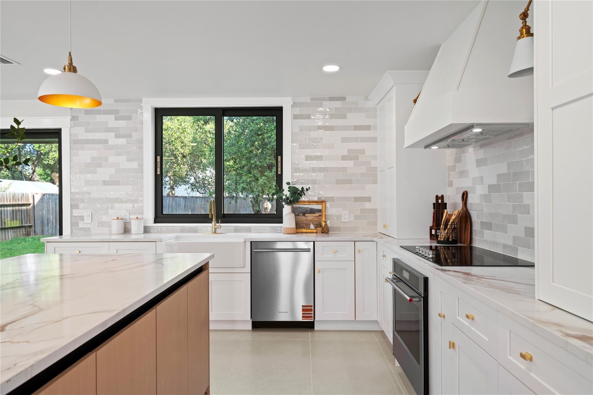 10701 Scotland Well Dr, Austin, TX 78750