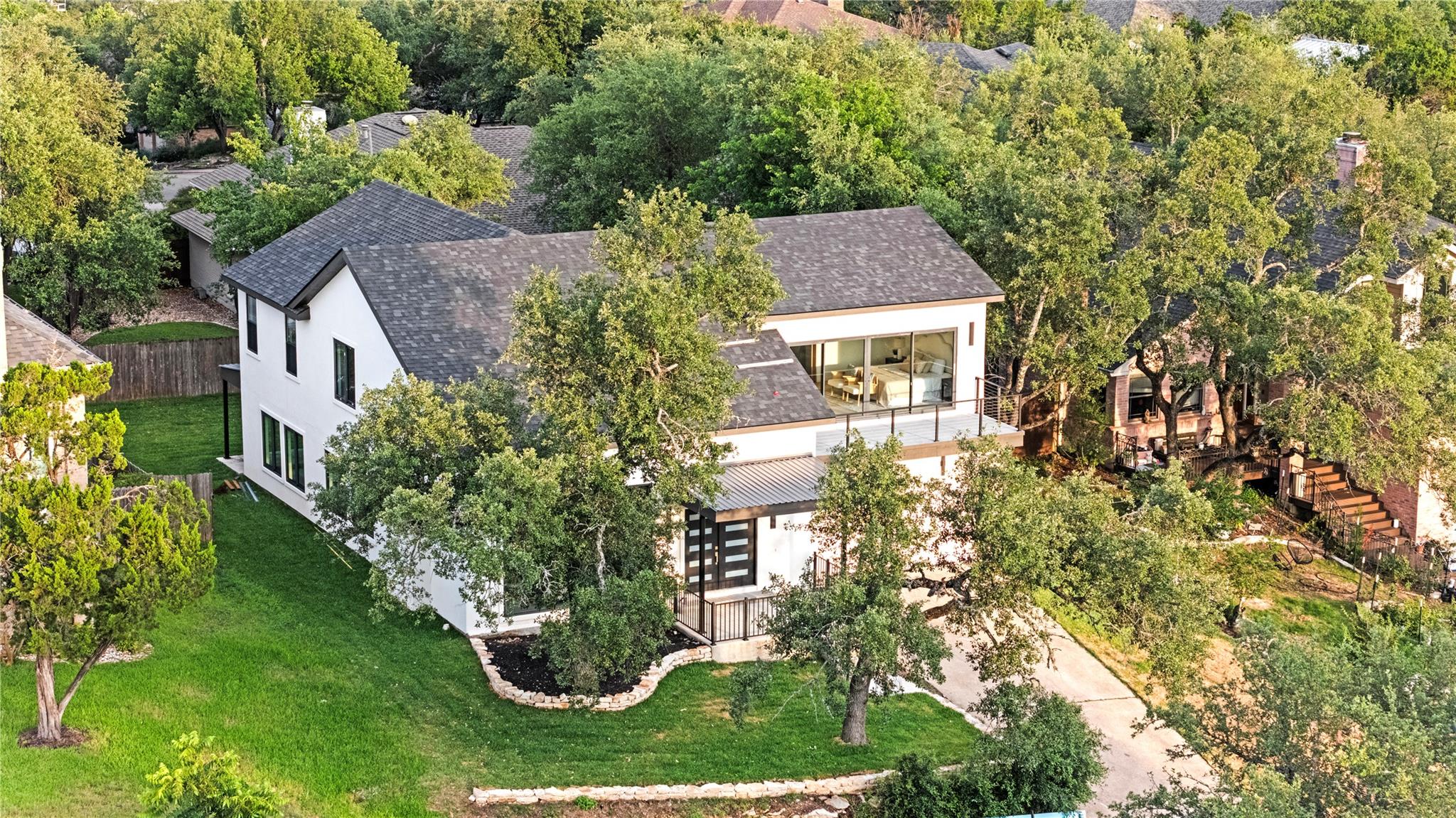 10701 Scotland Well Dr, Austin, TX 78750