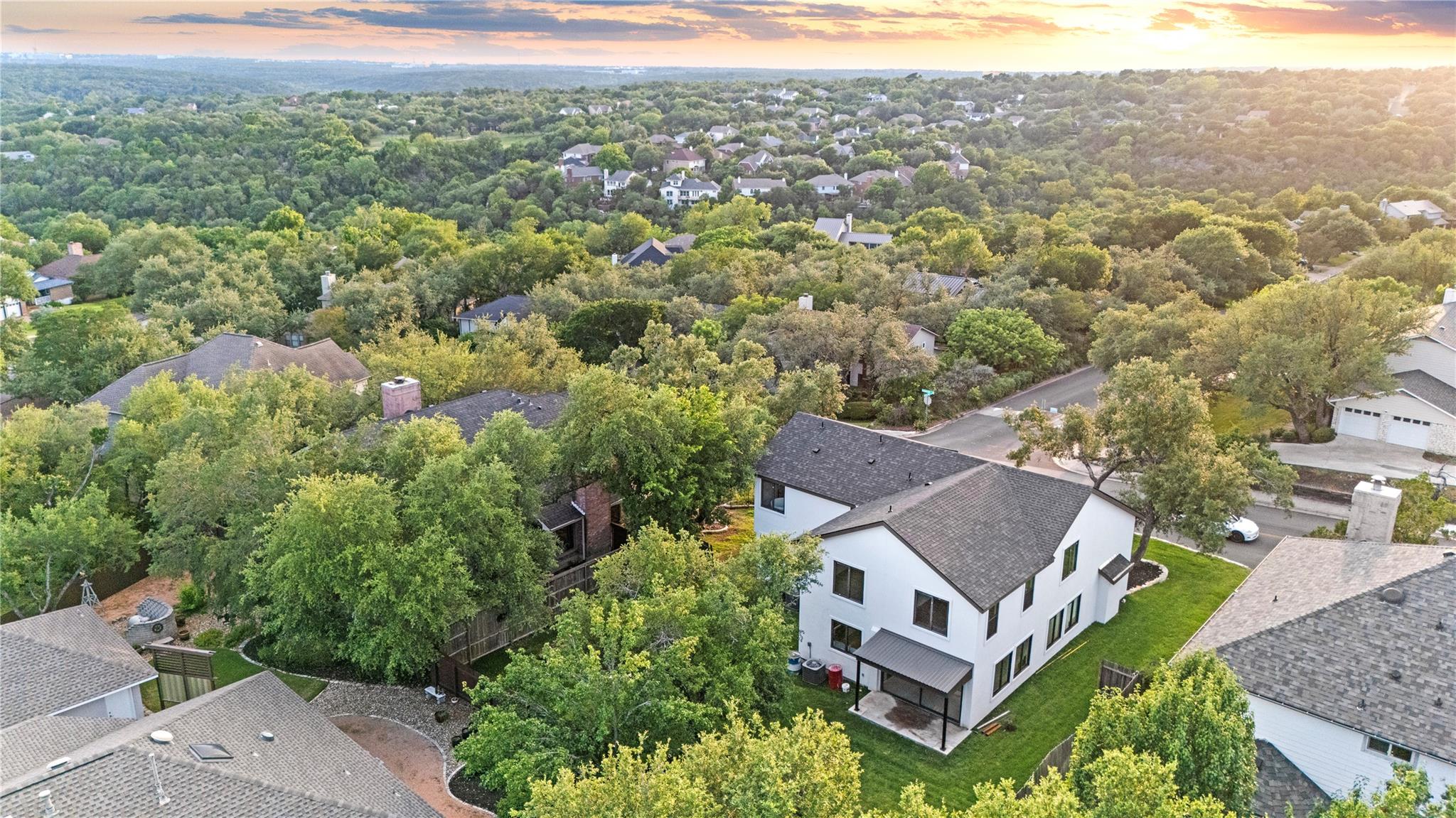 10701 Scotland Well Dr, Austin, TX 78750