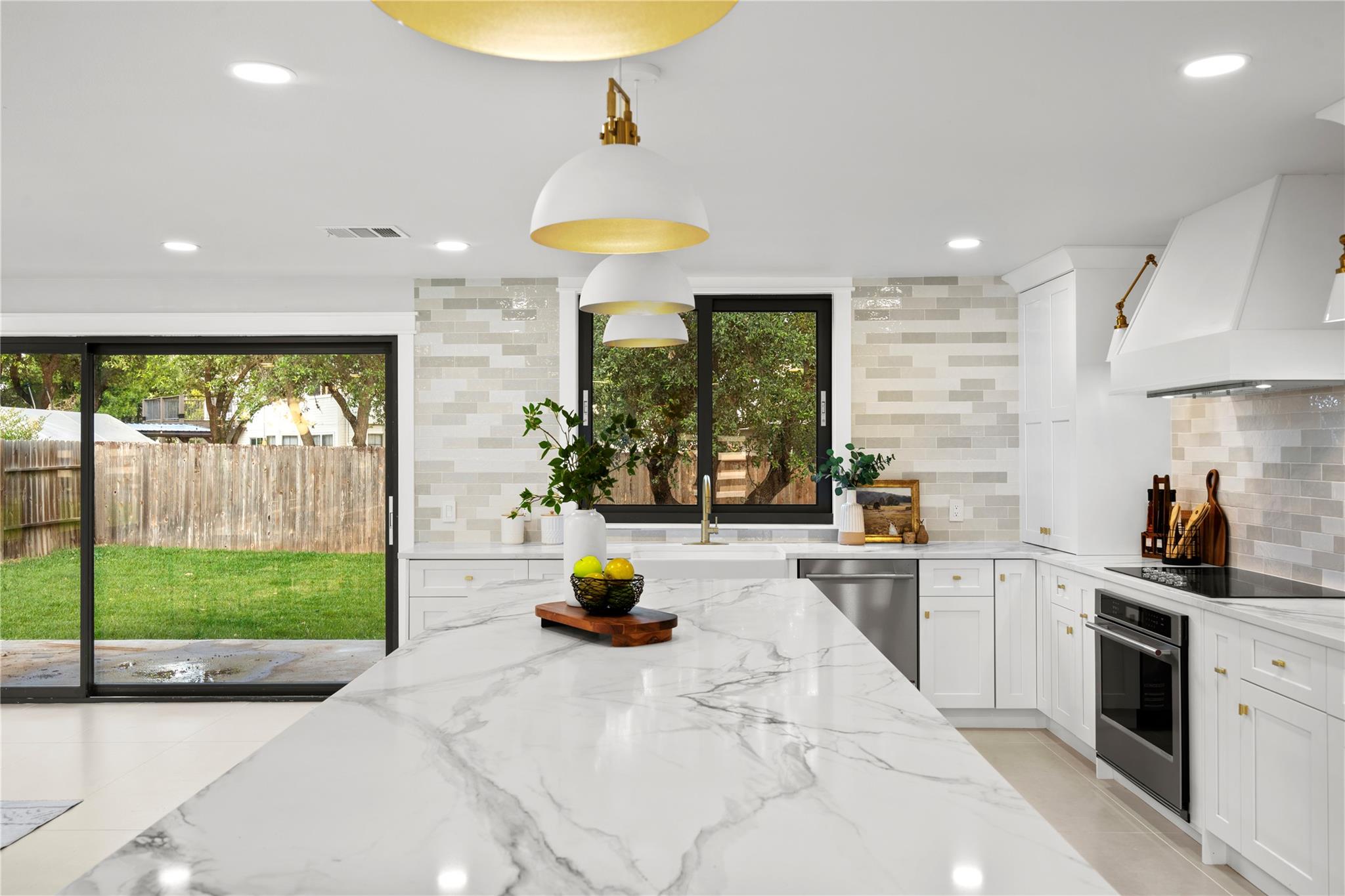 10701 Scotland Well Dr, Austin, TX 78750