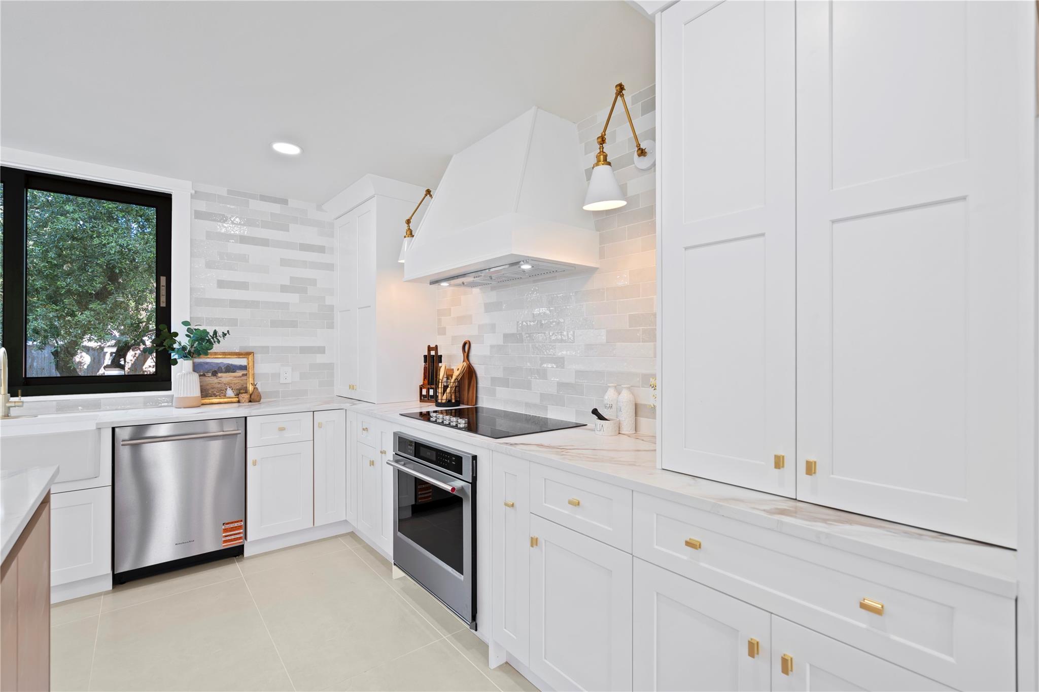 10701 Scotland Well Dr, Austin, TX 78750