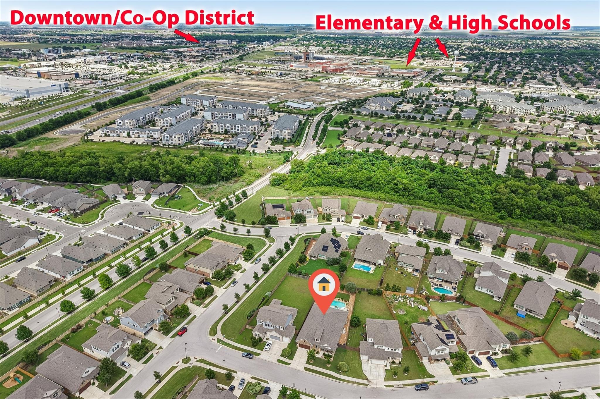 104 Skylark Ln, Hutto, TX 78634