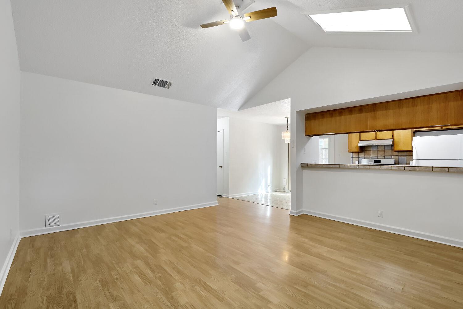 10710 Topperwein Dr # B, Austin, TX 78758