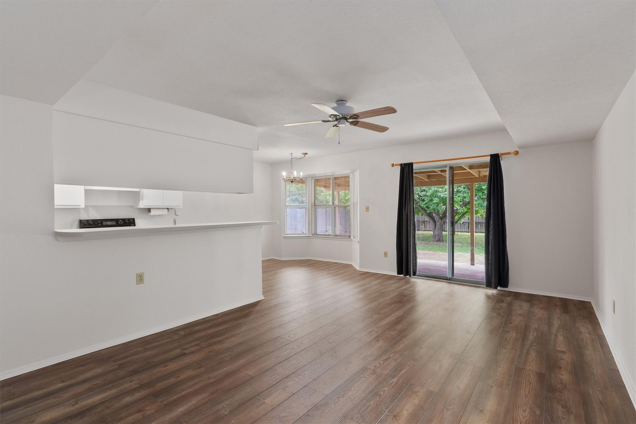 716 Northern Trl, Leander, TX 78641
