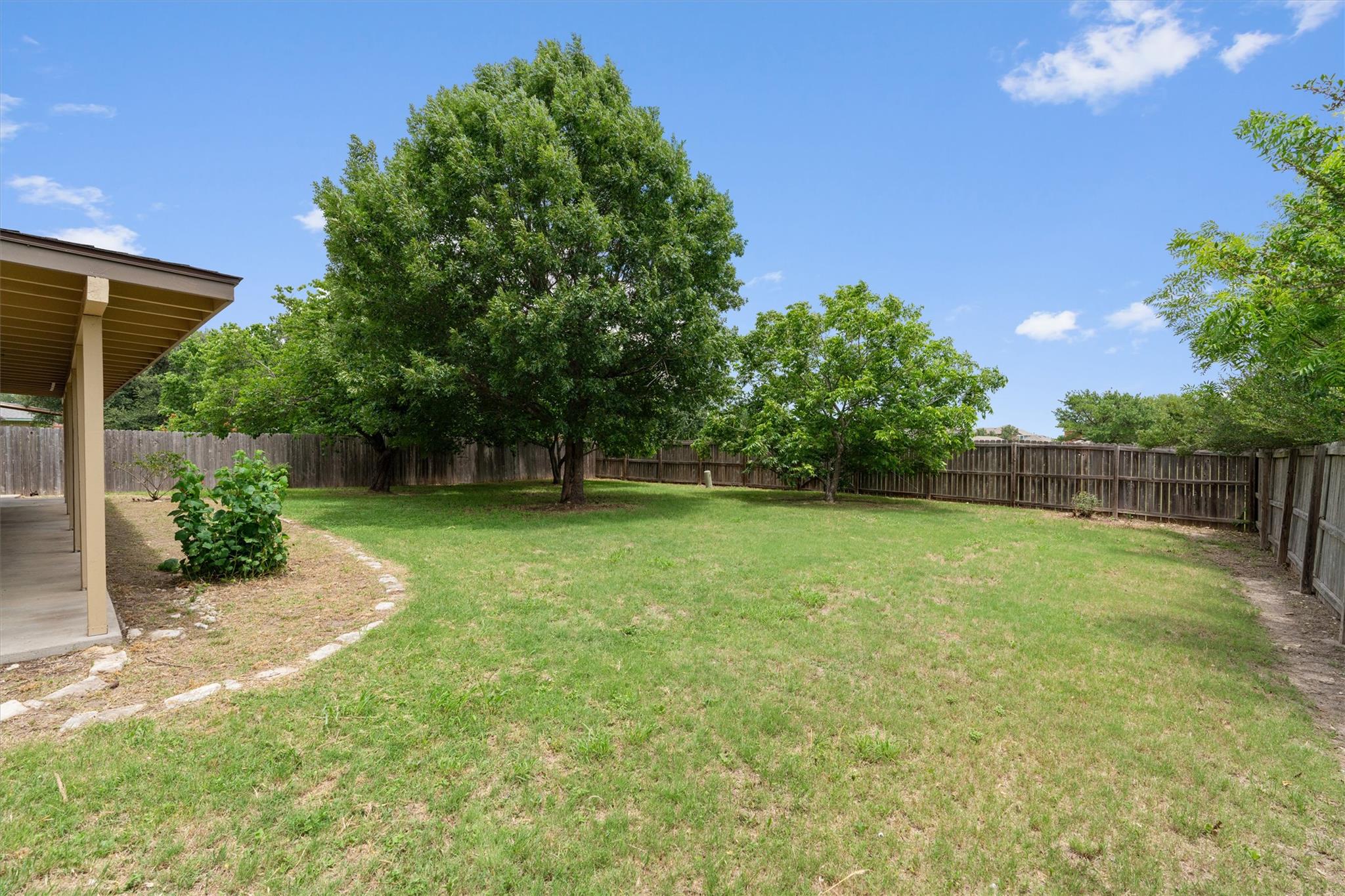 716 Northern Trl, Leander, TX 78641
