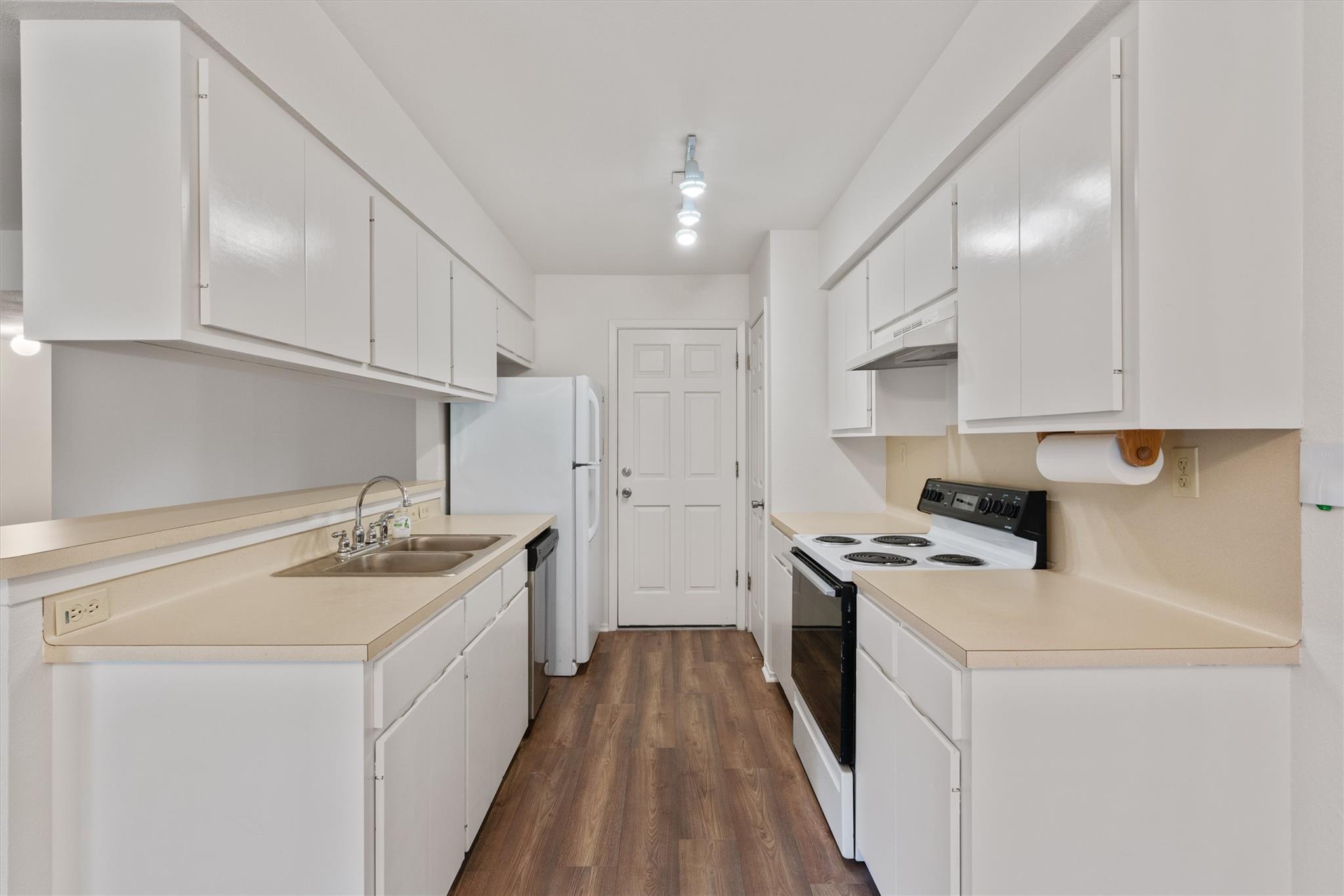 716 Northern Trl, Leander, TX 78641