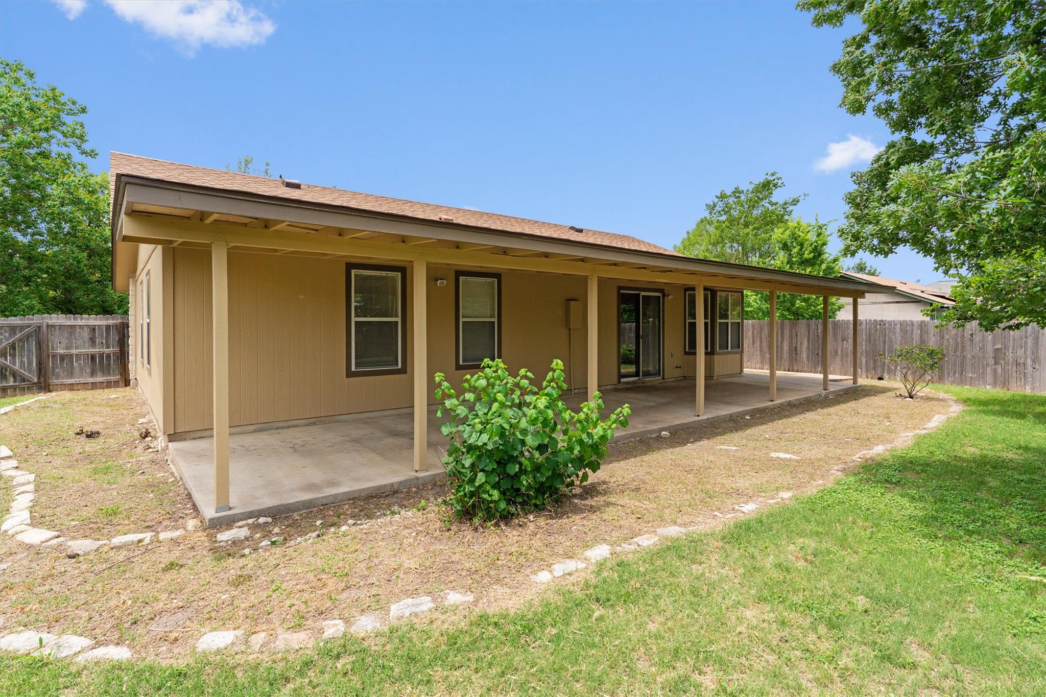 716 Northern Trl, Leander, TX 78641