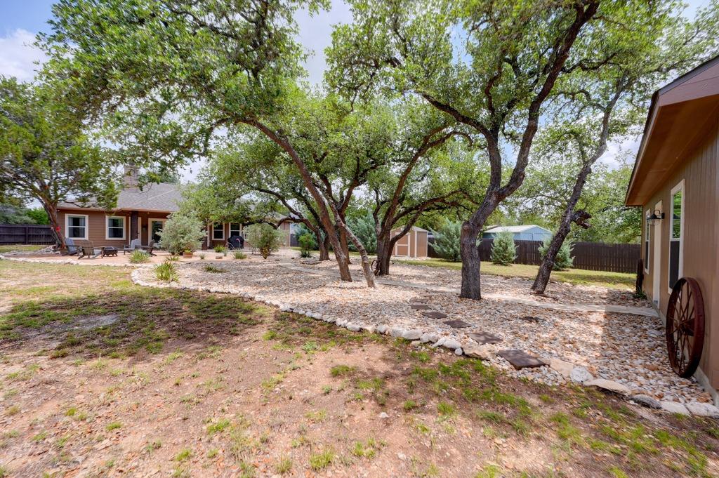 75 Sprucewood Dr, Wimberley, TX 78676