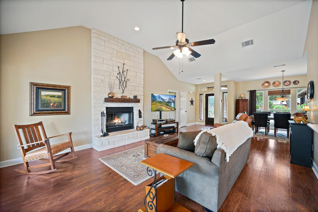 75 Sprucewood Dr, Wimberley, TX 78676